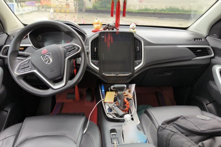 Used Baojun 530 2020 1.5T CVT Prestige Connected Version 5 Seats Center Console
