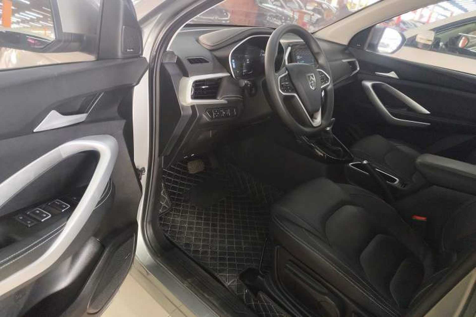Used Baojun 530 2020 1.5T CVT Luxury Connected Version 6 Seats Driver Seat