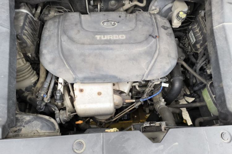 Used Baojun 530 2020 1.5T CVT Prestige Connected Version 5 Seats Engine Bay