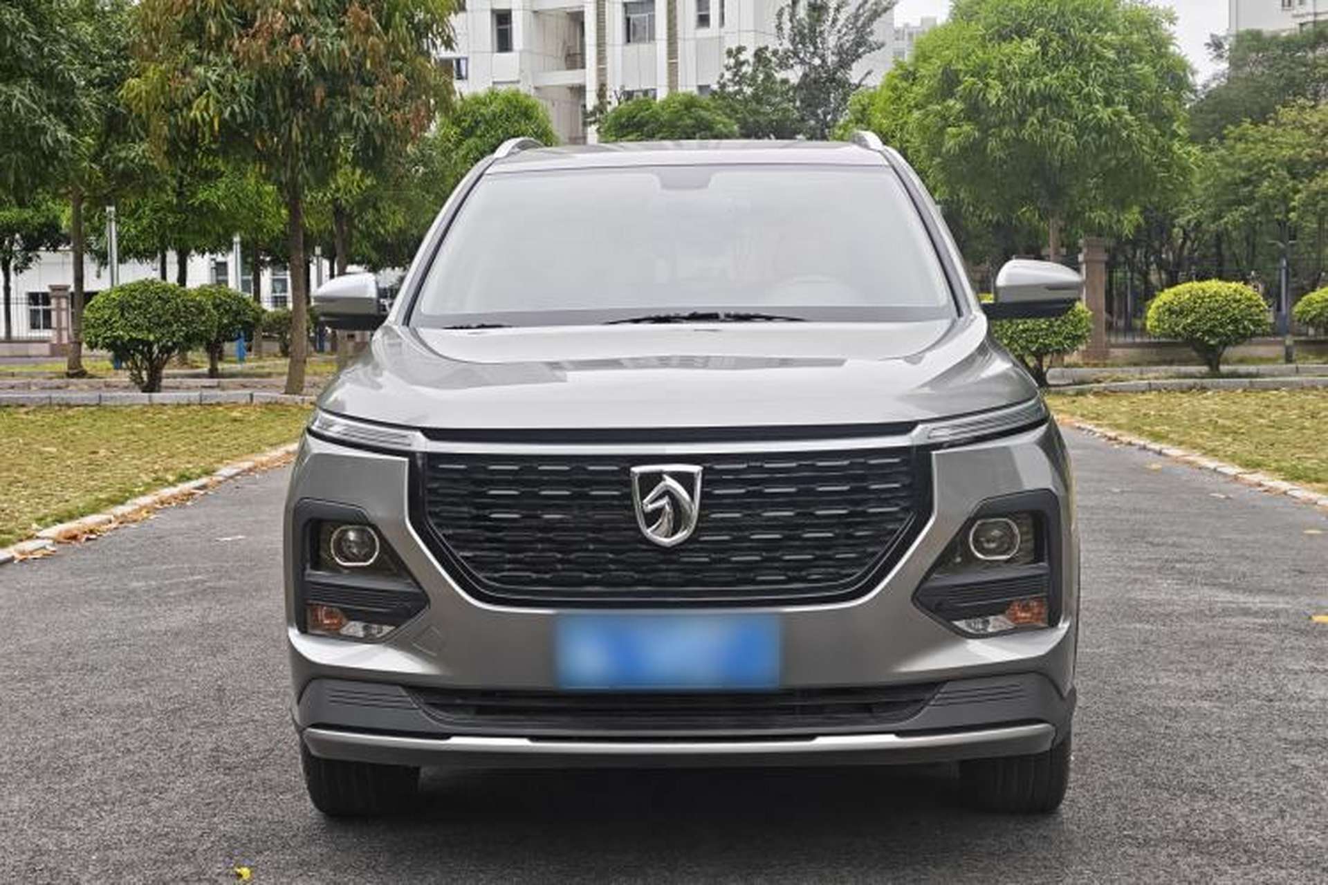 Used Baojun 530 2020 1.5T Manual Comfort Version 5 Seats Exterior 2