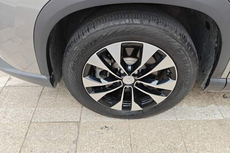Used Baojun 530 2020 1.5T CVT Prestige Connected Version 5 Seats Exterior 4