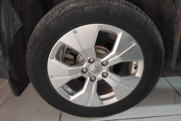 Used Baojun 530 2020 1.5T Manual Comfort Version 7 Seats Exterior 5