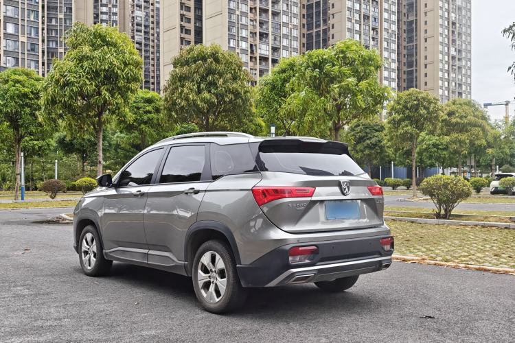 Used Baojun 530 2020 1.5T Manual Comfort Version 5 Seats Exterior 8