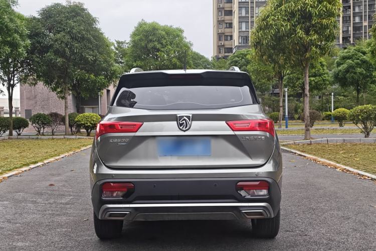 Used Baojun 530 2020 1.5T Manual Comfort Version 5 Seats Exterior 9