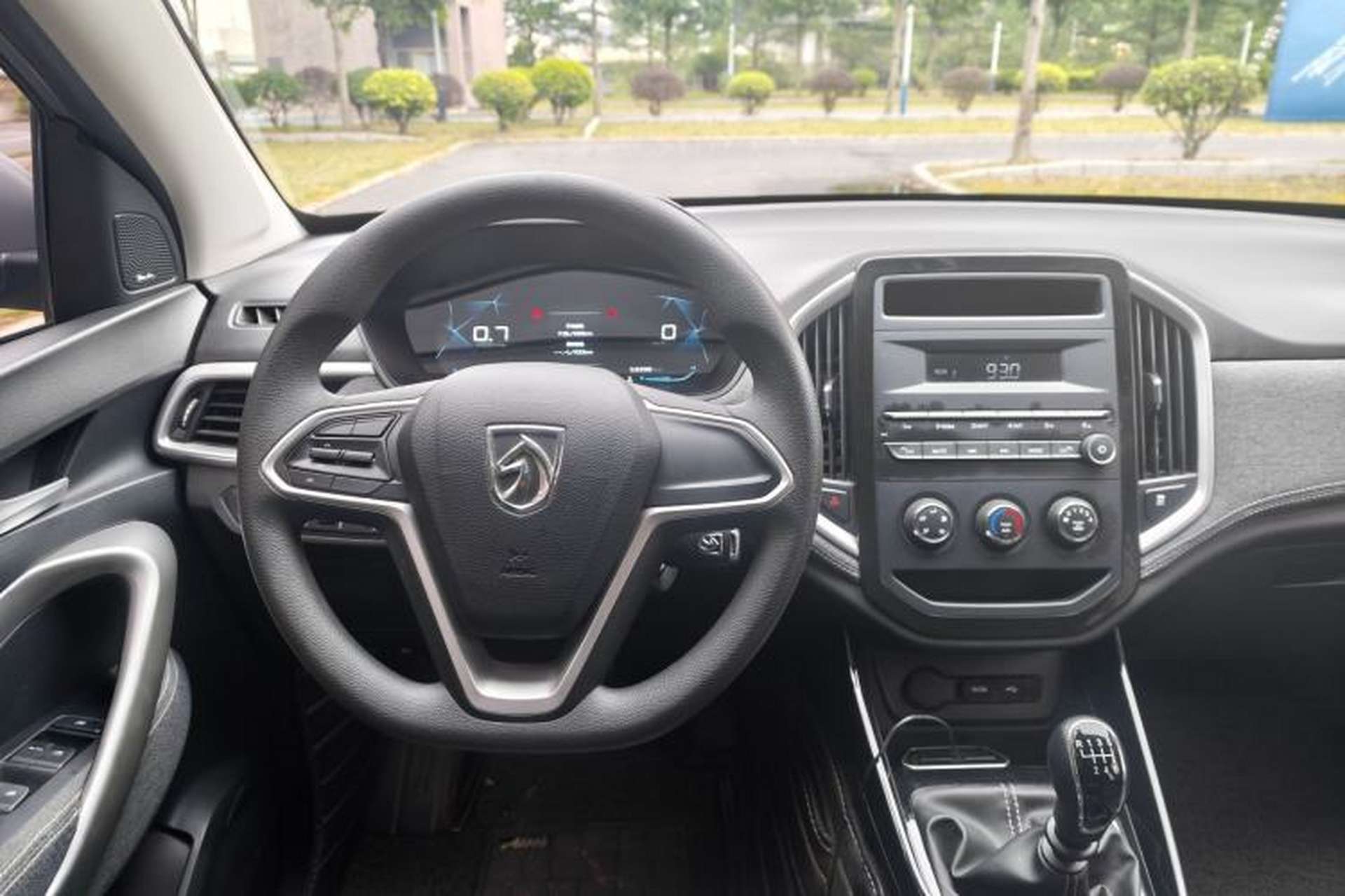 Used Baojun 530 2020 1.5T Manual Comfort Version 5 Seats Interior 2