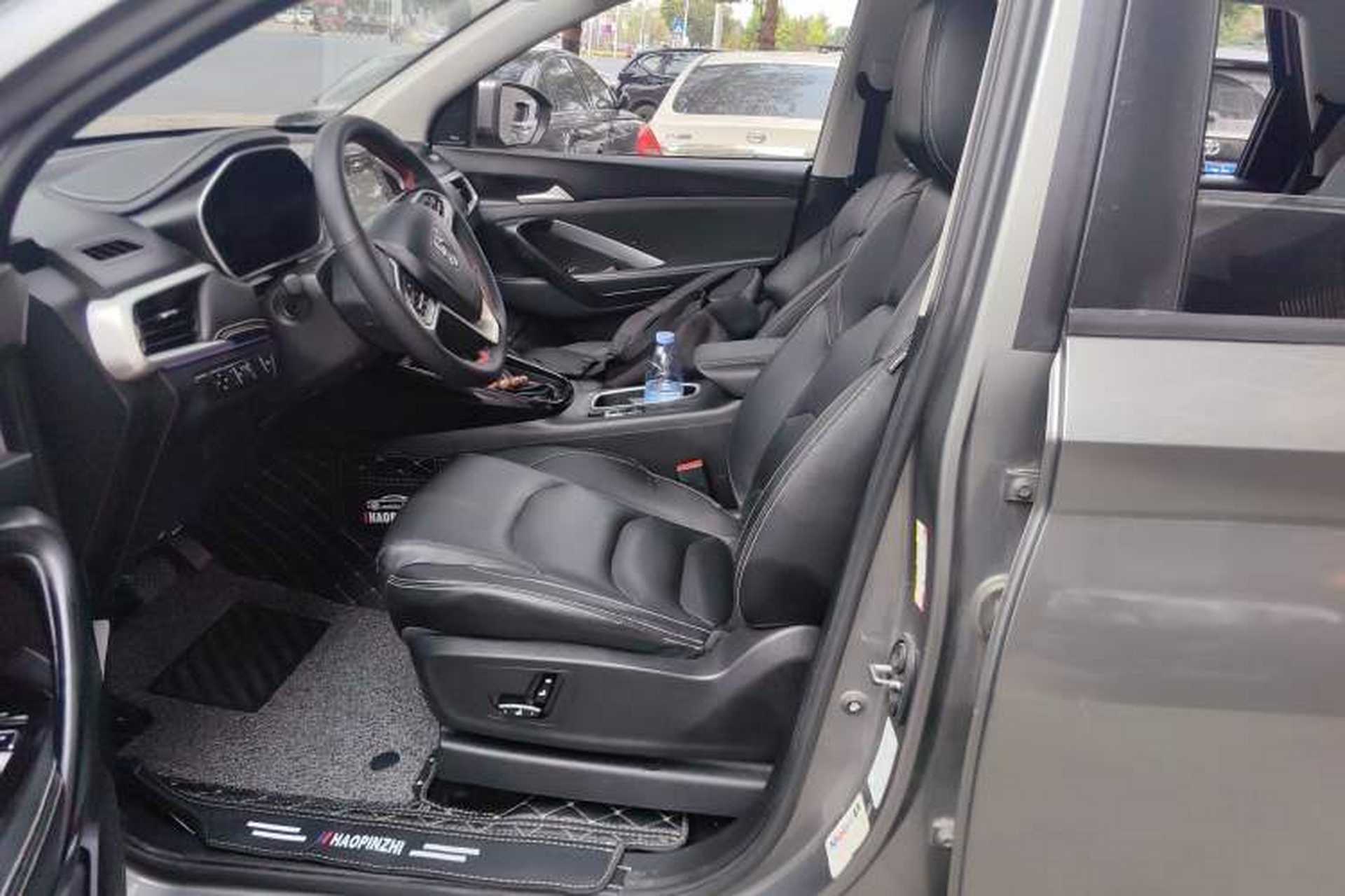 Used Baojun 530 2020 1.5T CVT Prestige Connected Version 7 Seats Left Front Seat