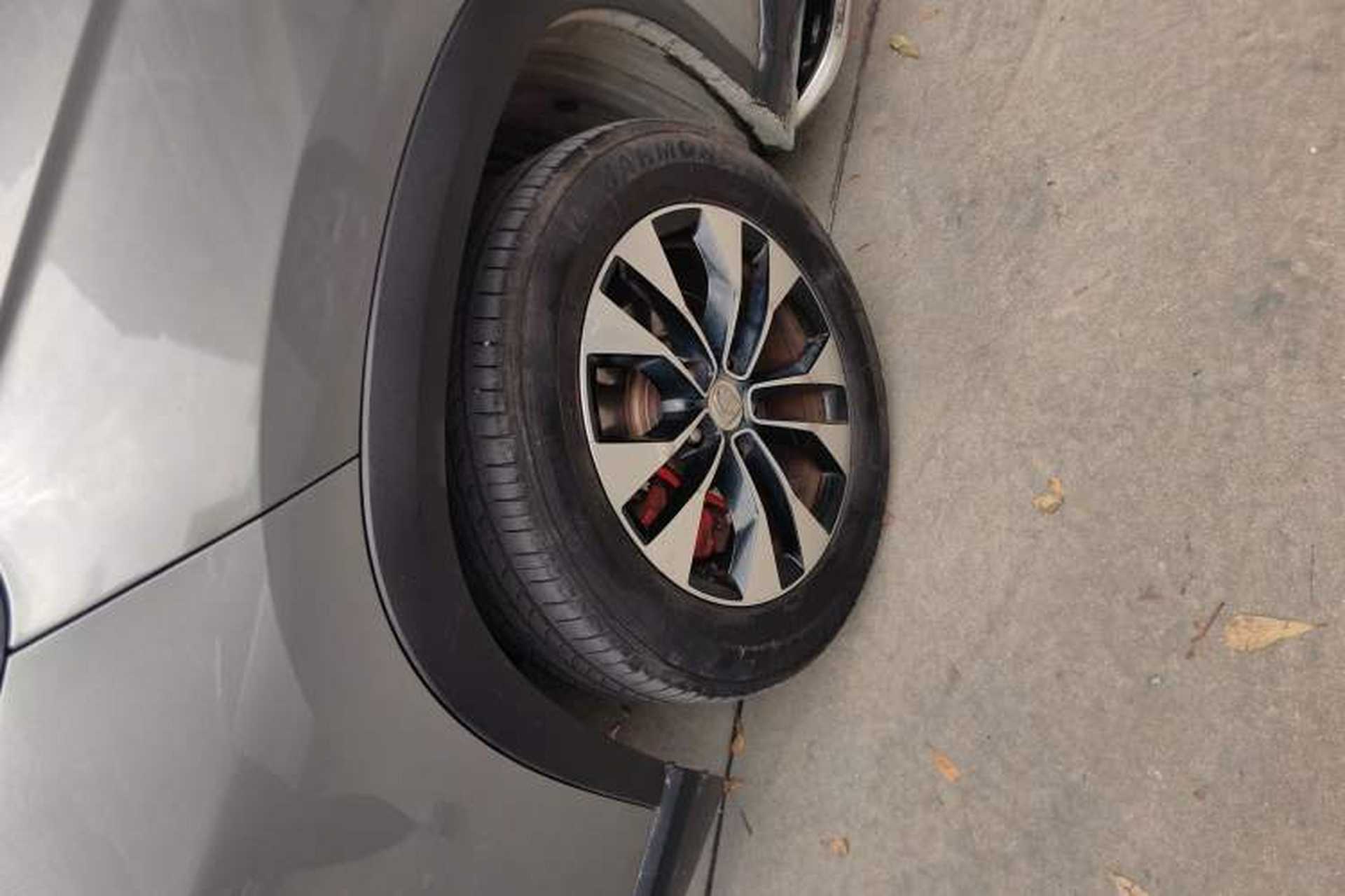 Used Baojun 530 2020 1.5T CVT Prestige Connected Version 7 Seats Left Front Wheel Hub