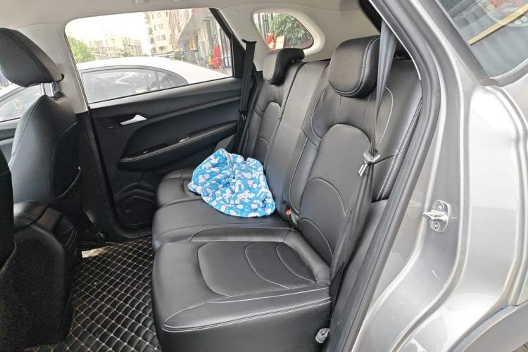 Used Baojun 530 2020 1.5T CVT Luxury Connected Version 5 Seats Left Rear Seat