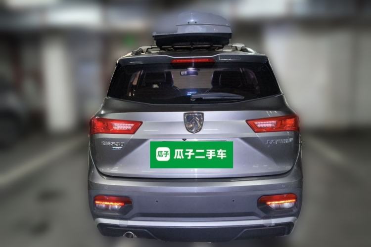 Used Baojun 530 2020 1.5T Manual Luxury Version 6 Seats Rear