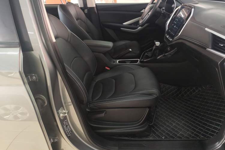 Used Baojun 530 2020 1.5T CVT Luxury Connected Version 6 Seats Right Front Seat