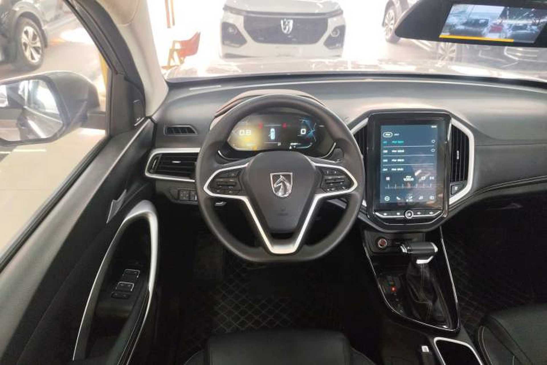 Used Baojun 530 2020 1.5T CVT Luxury Connected Version 6 Seats Steering Wheel