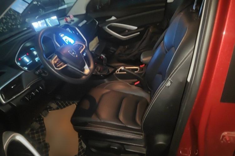 Used Baojun 530 2020 1.5T Manual Luxury Version 7 Seats Left Front Seat