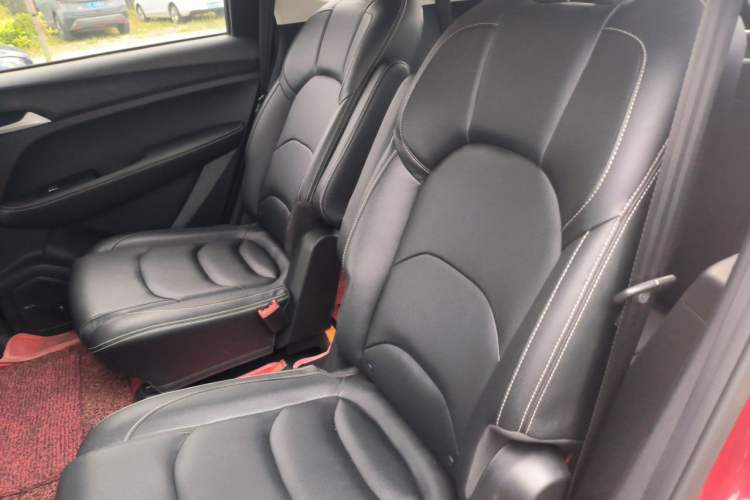 Used Baojun 530 2020 1.5T CVT Luxury Connected Version 6 Seats Left Rear Seat