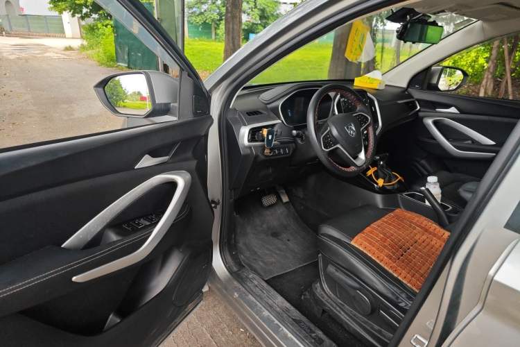 Used Baojun 530 2020 1.5T CVT Luxury Connected Version 7 Seats Driver Seat