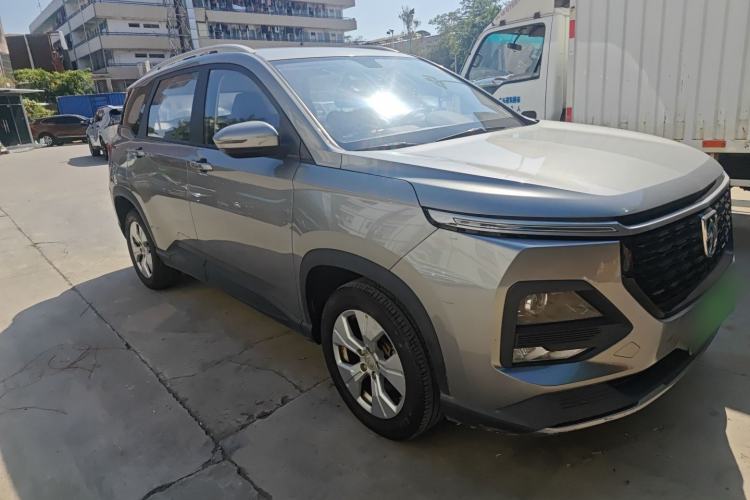 Used Baojun 530 2020 1.5T Manual Comfort Version 7 Seats Front Right 45 Deg