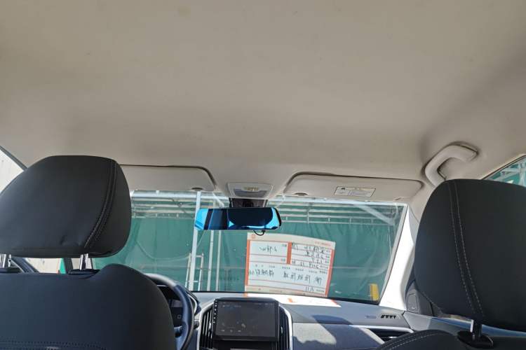 Used Baojun 530 2020 1.5T Manual Comfort Version 7 Seats Headliner
