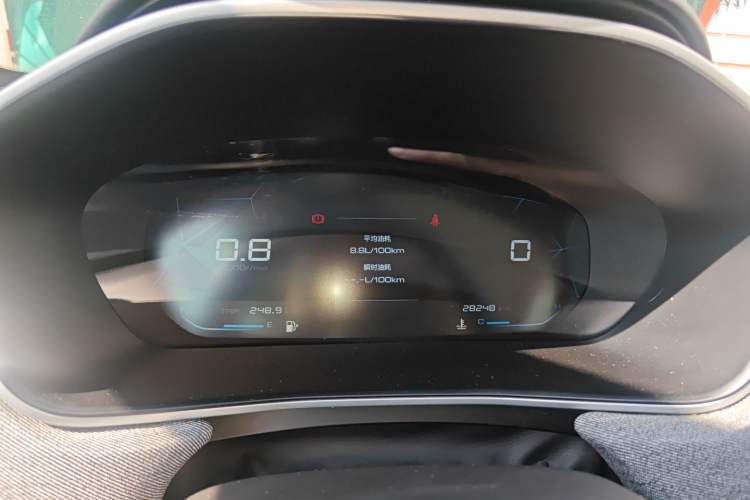 Used Baojun 530 2020 1.5T Manual Comfort Version 7 Seats Instrument Cluster