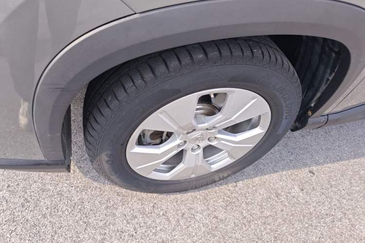 Used Baojun 530 2020 1.5T CVT Luxury Connected Version 5 Seats Left Front Wheel Hub