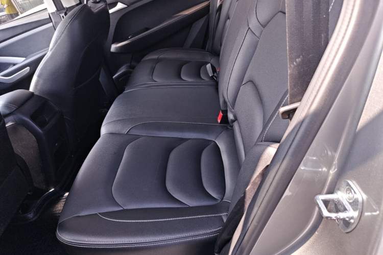 Used Baojun 530 2020 1.5T CVT Luxury Connected Version 5 Seats Left Rear Seat