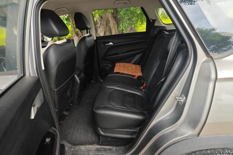 Used Baojun 530 2020 1.5T CVT Luxury Connected Version 7 Seats Left Rear Seat