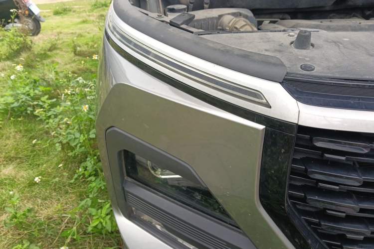 Used Baojun 530 2020 1.5T CVT Luxury Connected Version 6 Seats Right Front Headlight