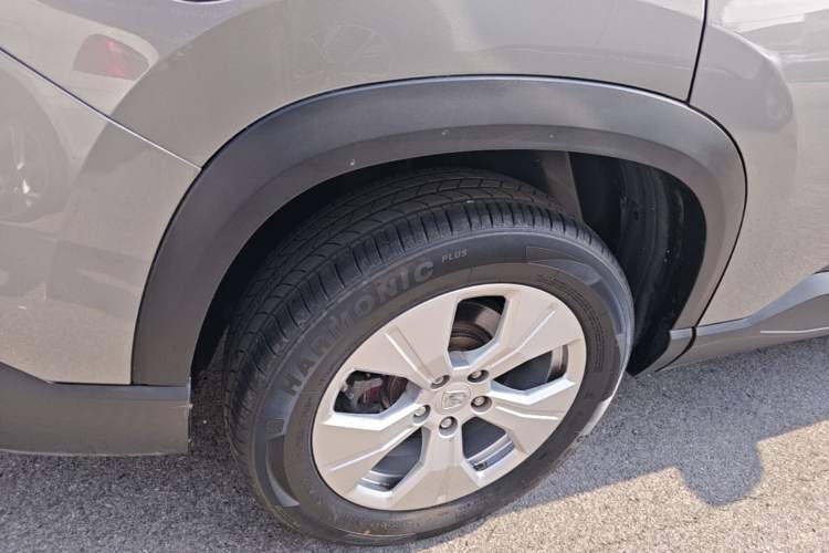 Used Baojun 530 2020 1.5T CVT Luxury Connected Version 5 Seats Right Rear Wheel Hub
