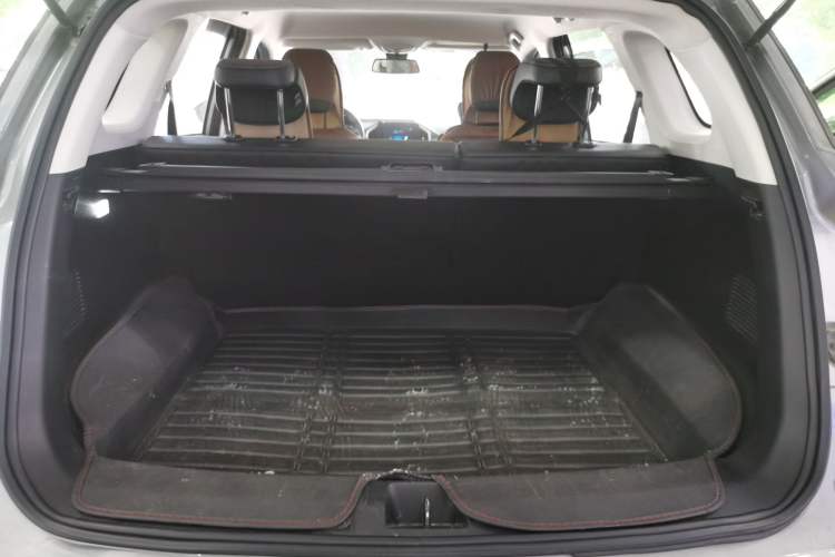 Used Baojun 530 2020 1.5T CVT Luxury Connected Version 5 Seats Trunk