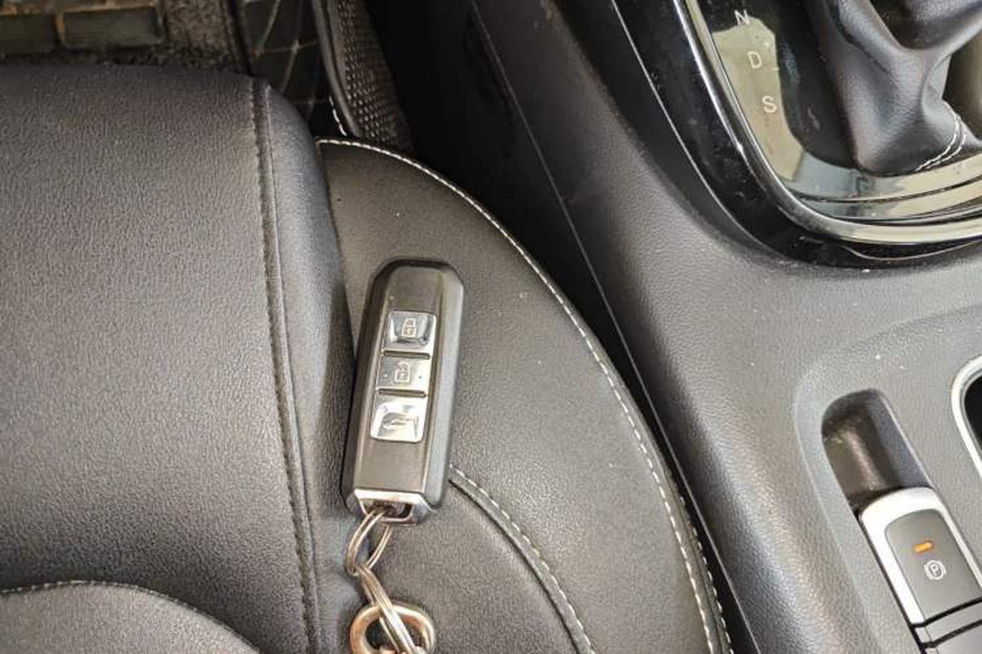 Used Baojun 530 2020 1.5T CVT Prestige Connected Version 7 Seats Vehicle Key