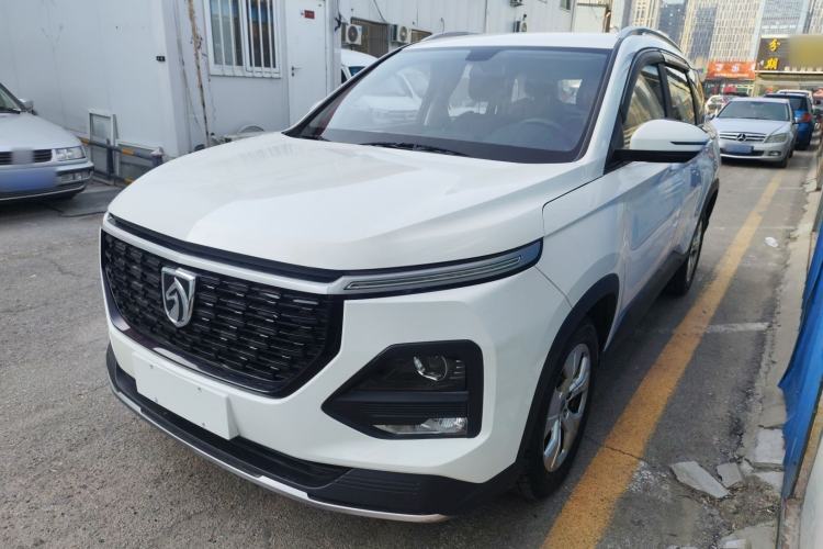 Used Baojun 530 2020 1.5T CVT Luxury Connected Version 6 Seats Guazi used car, China used car export, Used car for sale, Used  cars, Cheapest cars for sale