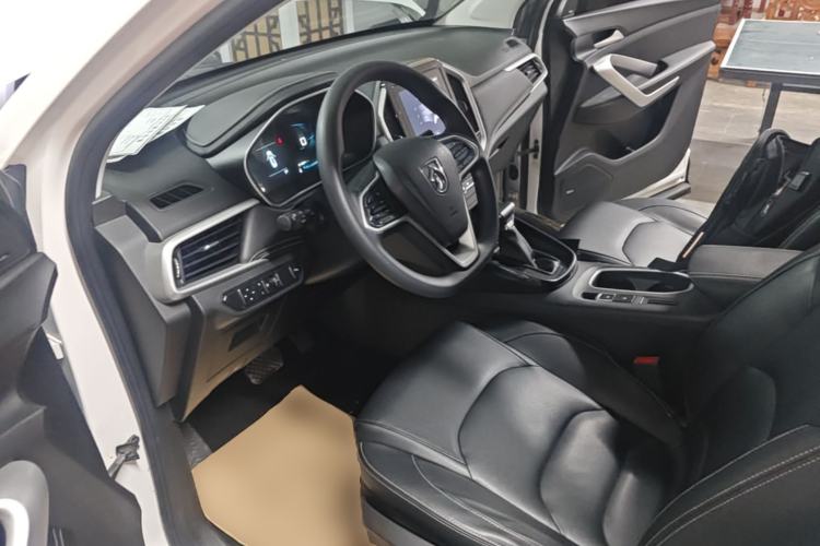 Used Baojun 530 2020 1.5T CVT Prestige Connected Version 7 Seats Driver Seat