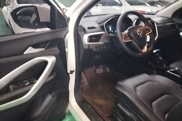 Used Baojun 530 2020 1.5T CVT Luxury Connected Version 7 Seats Driver Seat