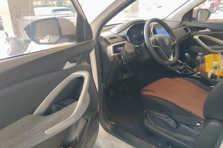 Used Baojun 530 2020 1.5T Manual Comfort Version 5 Seats Driver Seat