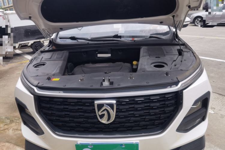 Used Baojun 530 2020 1.5T CVT Luxury Connected Version 6 Seats Engine Bay