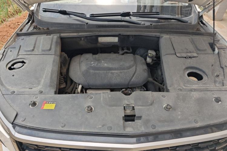 Used Baojun 530 2020 1.5T Manual Comfort Version 6 Seats Engine Bay