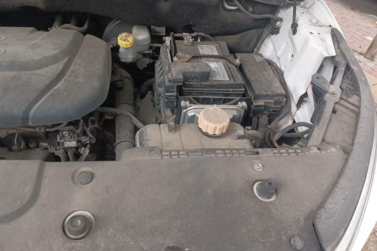 Used Baojun 530 2020 1.5T CVT Prestige Connected Version 6 Seats Engine Bay Left