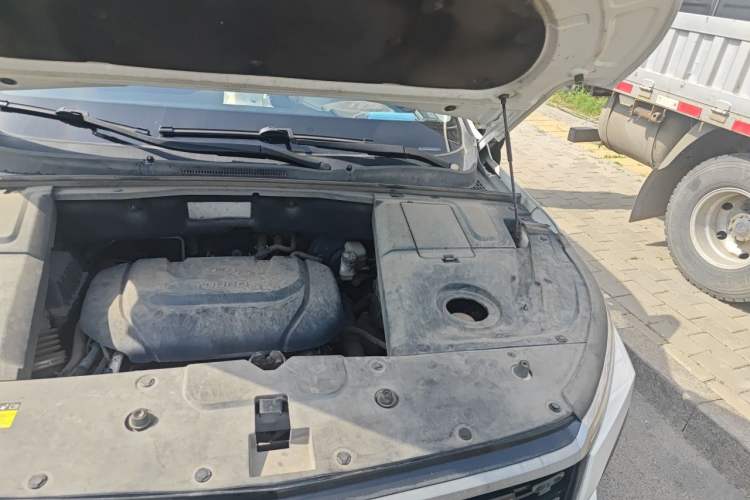 Used Baojun 530 2020 1.5T CVT Prestige Connected Version 7 Seats Engine Bay Left