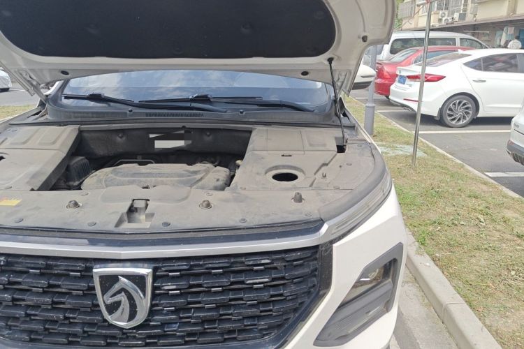 Used Baojun 530 2020 1.5T CVT Prestige Connected Version 7 Seats Engine Bay Left