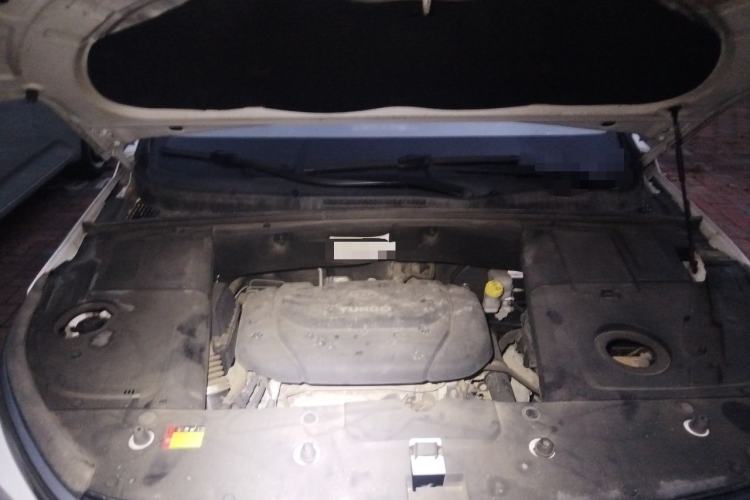 Used Baojun 530 2020 1.5T CVT Prestige Connected Version 7 Seats Engine Bay