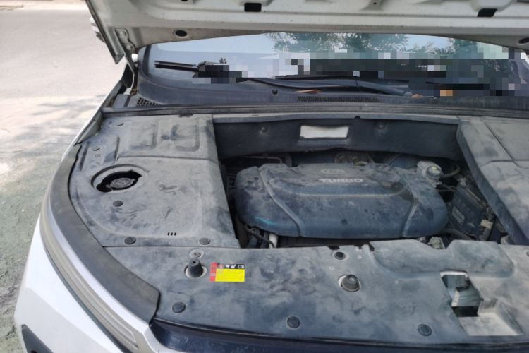 Used Baojun 530 2020 1.5T Manual Comfort Version 6 Seats Engine Bay Right