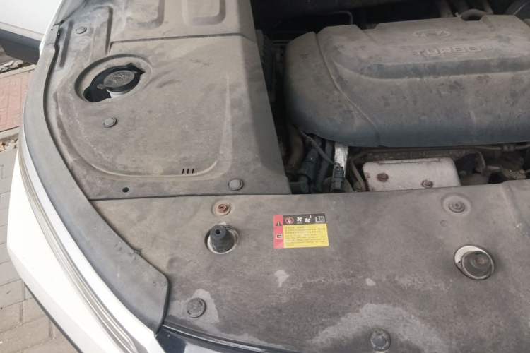 Used Baojun 530 2020 1.5T CVT Prestige Connected Version 6 Seats Engine Bay Right
