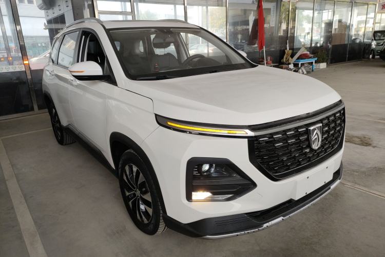 Used Baojun 530 2020 1.5T CVT Prestige Connected Version 7 Seats Exterior 1
