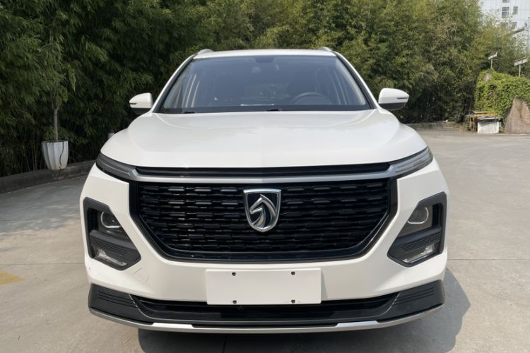 Used Baojun 530 2020 1.5T CVT Luxury Connected Version 5 Seats Exterior 1