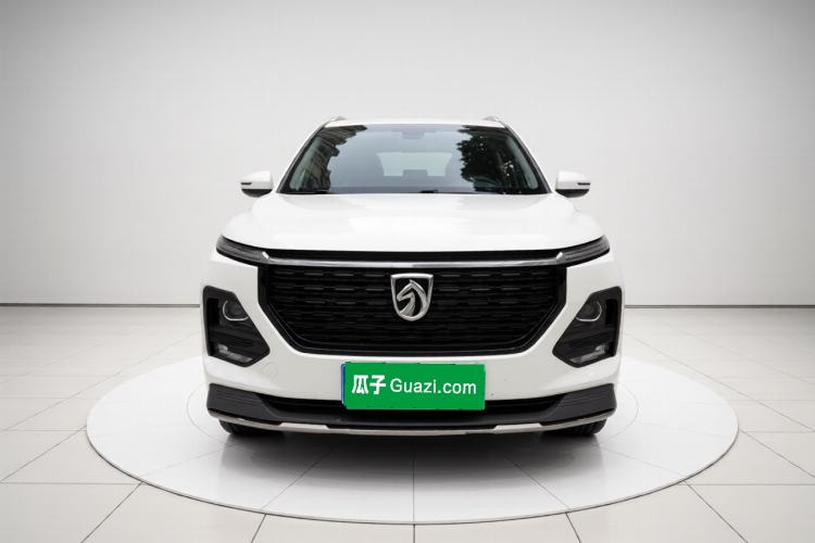Used Baojun 530 2020 1.5T Manual Comfort Version 6 Seats Exterior 1
