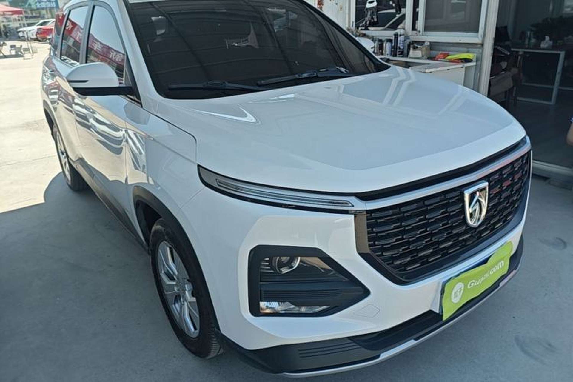 Used Baojun 530 2020 1.5T Manual Luxury Version 6 Seats Exterior 1