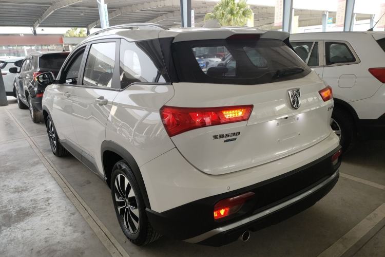 Used Baojun 530 2020 1.5T CVT Prestige Connected Version 7 Seats Exterior 2
