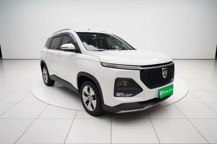 Used Baojun 530 2020 1.5T Manual Comfort Version 6 Seats Exterior 2