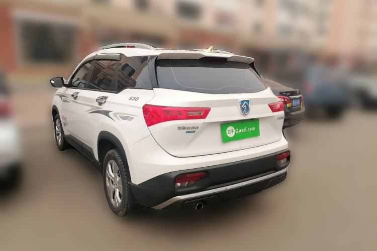 Used Baojun 530 2020 1.5T Manual Comfort Version 6 Seats Exterior 3