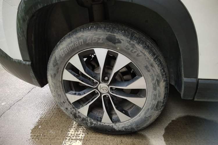 Used Baojun 530 2020 1.5T CVT Prestige Connected Version 6 Seats Exterior 3
