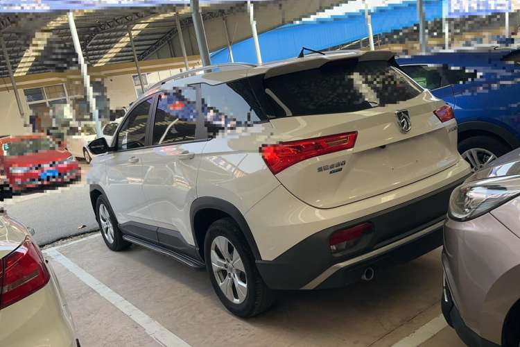 Used Baojun 530 2020 1.5T Manual Comfort Version 7 Seats Exterior 5