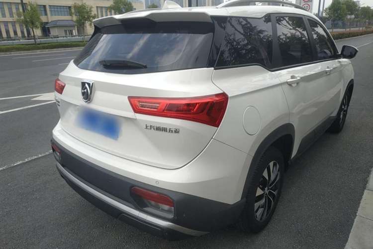 Used Baojun 530 2020 1.5T CVT Prestige Connected Version 6 Seats Exterior 5